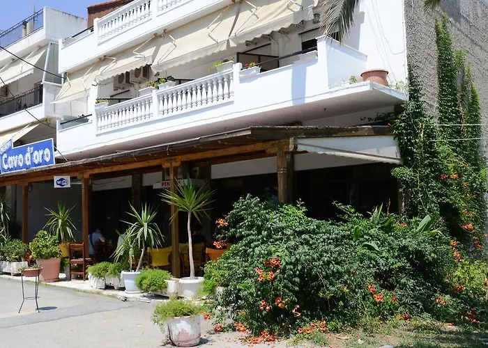 卡沃德奥罗旅馆 尼亚·蒙达尼亚